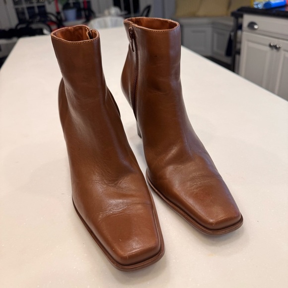 Bruno Valenti Square Toe Brown leather Ankle Boots Size 9 Made In Brazil - Picture 2 of 10